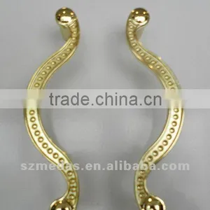 Simple and Generous Zinc Alloy Matching Handle thumbnail-1