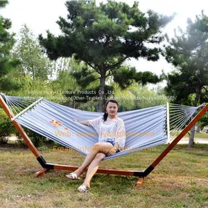 Hammock With Spread Rod thumbnail-1