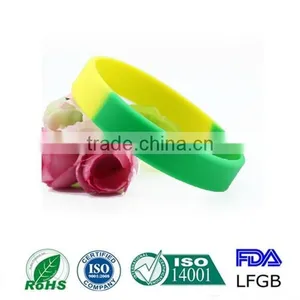 Good Material Top Quality Silicone Custom Wristband Bracelet Silicon Bangle thumbnail-2