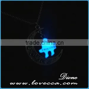Fancy Glow Necklace Long Chain Alloy Vintage Jewelry Necklace Luminous thumbnail-4