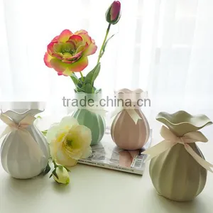 Creative Ceramic Flower Vase,Decorative Table Top Centerpiece - Exquisite Home Decor Gifts thumbnail-1