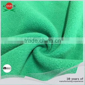 China Factory Soft Hand Feel Polar Fleece Fabric thumbnail-1