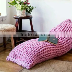 Wholesale China Factory Fashion NEW 2017 Merino Wool Material Blanket Chinese Supplier NFL Plane Baby Blanket Travel Blanket thumbnail-3