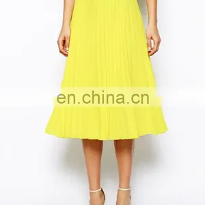 2014 New Style Fashion Pictures of Mature Women With Short Skirt thumbnail-1