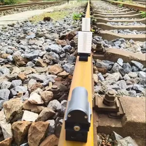 Portable Rail Laser Curve Alignment Liner Device thumbnail-1