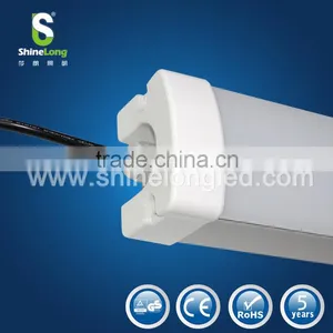 High Lumens & Easy Installation IP65 Clear Led Tri-proof Light for Packing Lots, Warehouse, Cleaning Room, Duck Shelter thumbnail-1