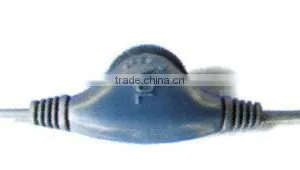 WF-28 Earhook Headphone With Inline Volume Control and Microphone thumbnail-4