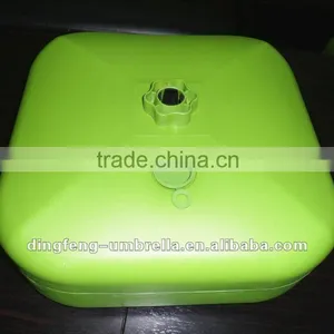 Green Plastic Water Beach Umbrella Base thumbnail-1