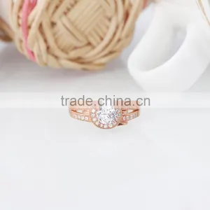 Rose Gold Prong Round Cut Ring With Inlaid AAA Zircon thumbnail-4