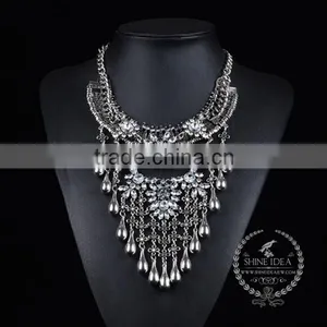 High Quality Vintage Rhinestone Chunky Statement Necklace Tin Alloy Fashion Women Pendant Necklace 6390109 thumbnail-2