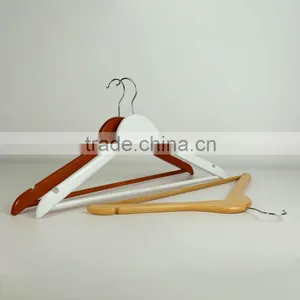 Custom Wooden Fashion Hangers thumbnail-4