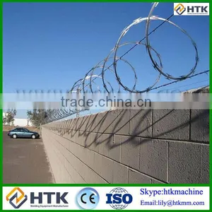 High Quality Galvanized Razor Barbed Wire/Concertina Razor Wire thumbnail-1