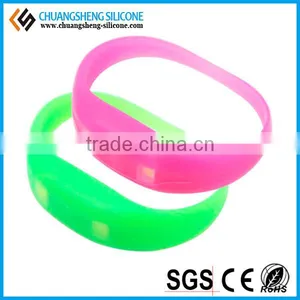 Factory Price Fashion LED Silicone Wrist Bracelet thumbnail-2