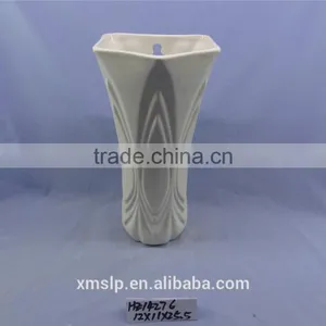 White Porcelain Vase thumbnail-6