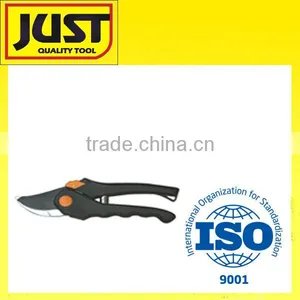 Electric Garden Pruning Shear to Cut Tree thumbnail-1