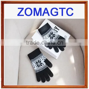China Wholesale Softtextile Touch Gloves Knitted Touch Sensitive Gloves thumbnail-4