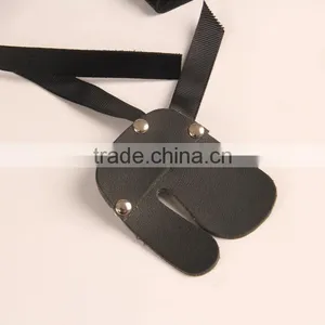 Archery Leather Arm Guard And Finger Guard Set thumbnail-3