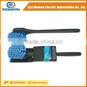 19'' Plastic Car Wash Brush thumbnail-1