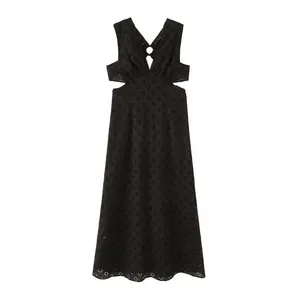 European and American Style Summer New Hollow Embroidery Hanging Neck Backless Dress thumbnail-4