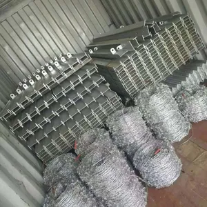 Двойной спиральный оцинкованный военный колючий проволок для охранных заборов и барьеров thumbnail-1