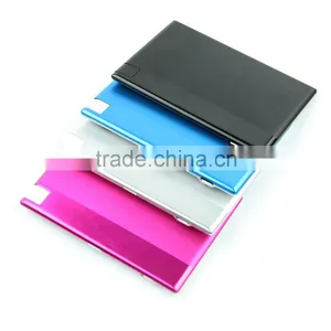 1350mAh Ultra Thin Credit Card Built in Cable Power Bank thumbnail-1