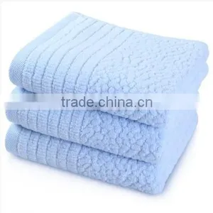 Factory Direct Sale 100% Cotton Jacquard Elegant Face Towel thumbnail-3