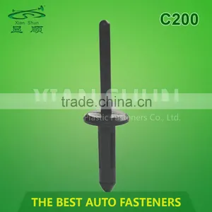 Plastic Rivet Auto Clip thumbnail-2