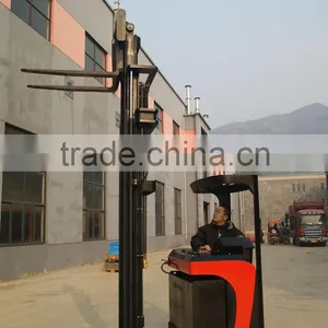 Electric Sit-down Reach Forklift Truck thumbnail-4