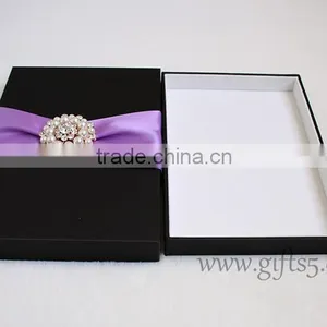 Customized Made-In-China Luxury Ribbon Wedding Invitation Box For Gift thumbnail-2