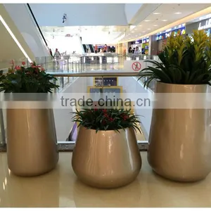 FO-363 New Garden White Fiberglass Flower Pot thumbnail-4