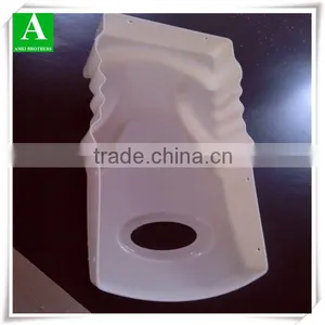 White Plastic Shell thumbnail-1