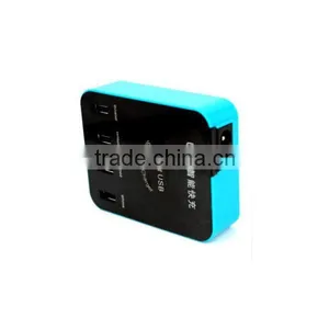 Plug-in Type USB Charger Adapter for Smart Phones and Tablets- 4 USB Ports thumbnail-2