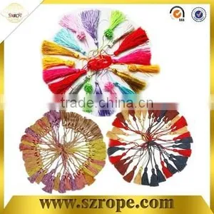 Mini Polyester Tassel thumbnail-3