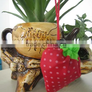 Polyester Fruit Foldable Shopping Bags Strawberries Bag thumbnail-1