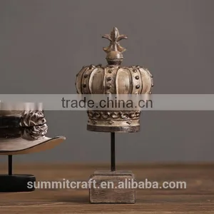 Crown Decoration Resin Vintage Crown Figurines thumbnail-1