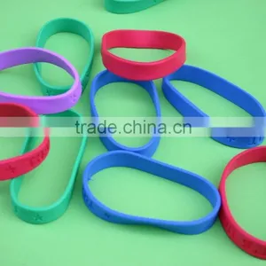 Holiday Bracelet thumbnail-5