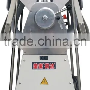 Hot Sale Table Top Reversible Dough Sheeter Machine Croissant Sheeter thumbnail-1