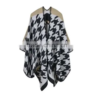 Wholesale China Factory Price Female Scarf Sewing Brim Grid Design Imitated Cashmere Material Women Shawl thumbnail-5