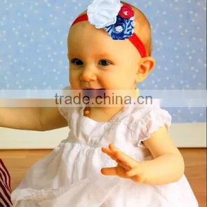 Simple and Delicate Girls Sparkle Pearl And Rhinestoned Headband thumbnail-2