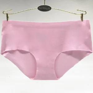 Yun Meng Ni Sexy Underwear Hot Sale Plain Colors Girls Briefs Panty Woman Seamless Sexy Underwear thumbnail-5