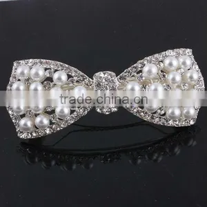 Luxurious Rhinestone Hair Clip With Pearl Manufacturers China Supplier BY 1879 thumbnail-1