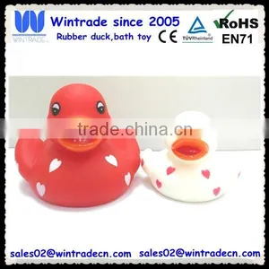 Small Medium Duck With Pvc Heart Duck Toy thumbnail-1