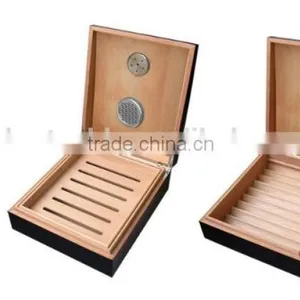 Lacquer Surface Wooden Cigar Humidores Wholesale thumbnail-1