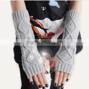 Japan 100% Acrylic Knitted Gloves thumbnail-1