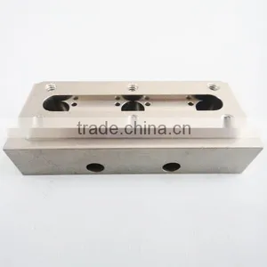 High Precision Competitive Price Milling Flange Parts thumbnail-1