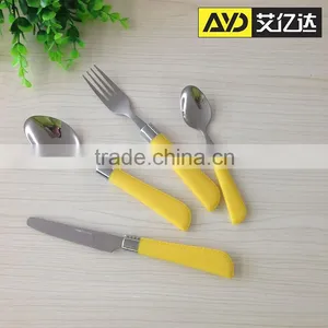 24 Pcs Stainless Steel Cutlery Set With Plastic Handle thumbnail-1