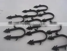 Plastic Heating Pipe Staples thumbnail-1