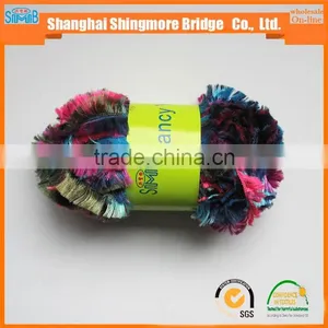 China Fashion Yarn Manufacturer Hot Wolesale High Quality Lurex Feather Knitting Yarn With Competitive Price thumbnail-2