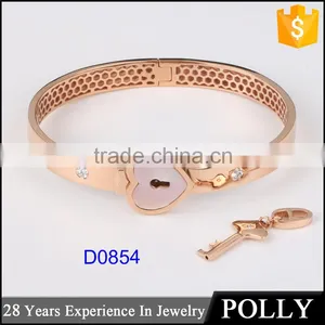 2015 Hot Selling Lock and Key 18K Yellow or Rose Gold Bangle With Diamond For Lover thumbnail-1