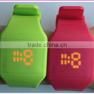 2013 Fahion Super Thin Band Silicon Led Watch thumbnail-1